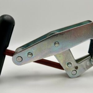 WC105/WC207. Tool for removing check valve compression disc on Ames and Watts backflow prevention assemblies