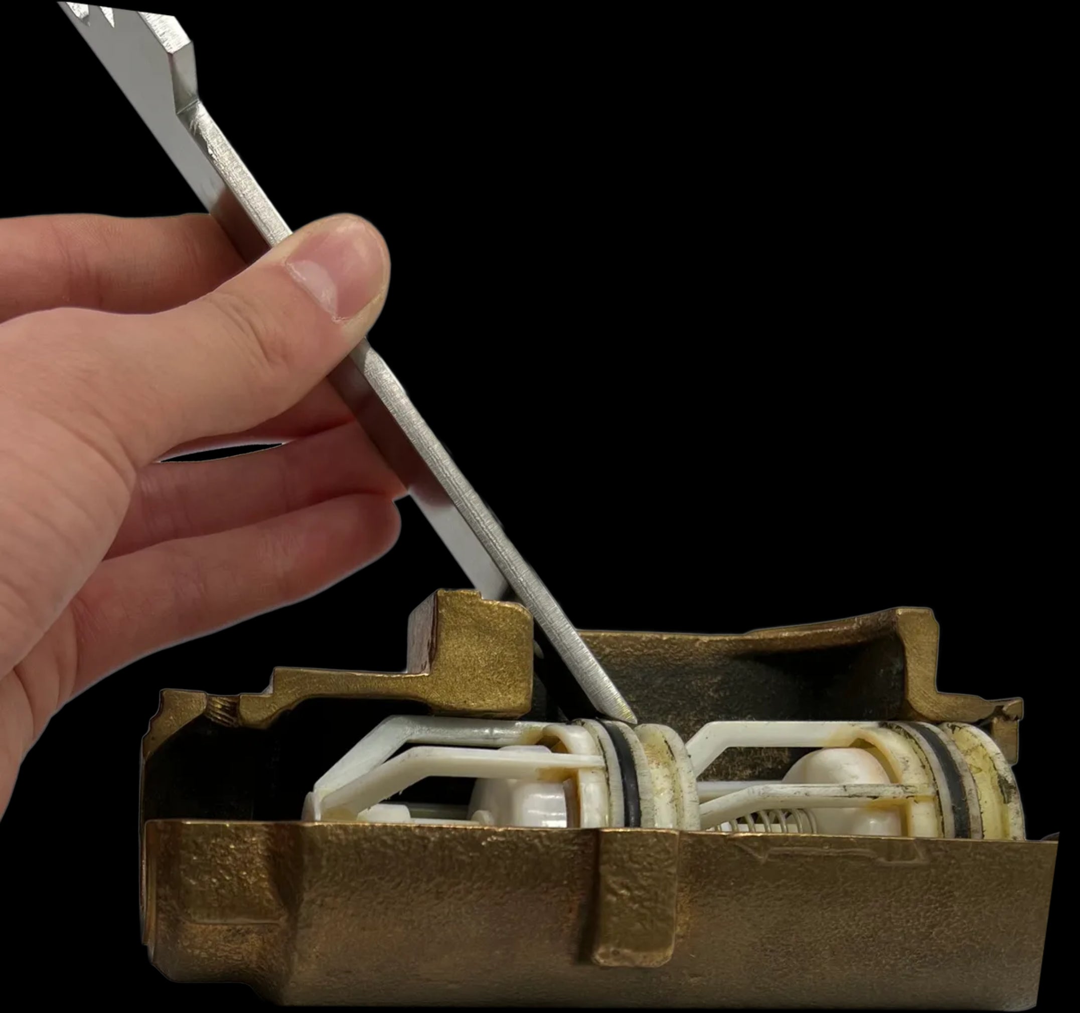 WT104. Watts 007, 007LF, 009, and 009LF 3/4" to 1" stainless steel check wrench - Image 3